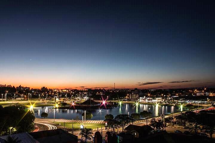 Hotel Maestro Villa Do Lago Toledo Ngoại thất bức ảnh