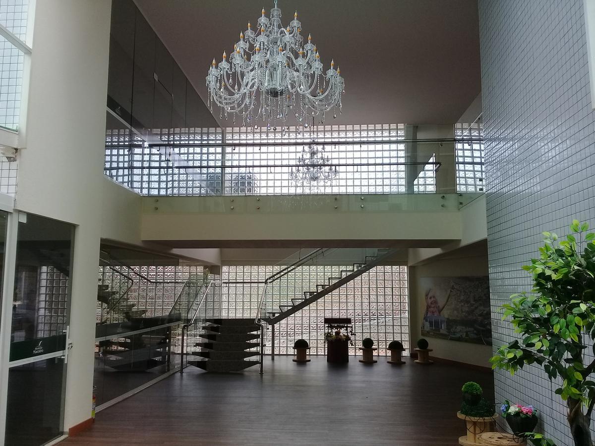 Hotel Maestro Villa Do Lago Toledo Ngoại thất bức ảnh