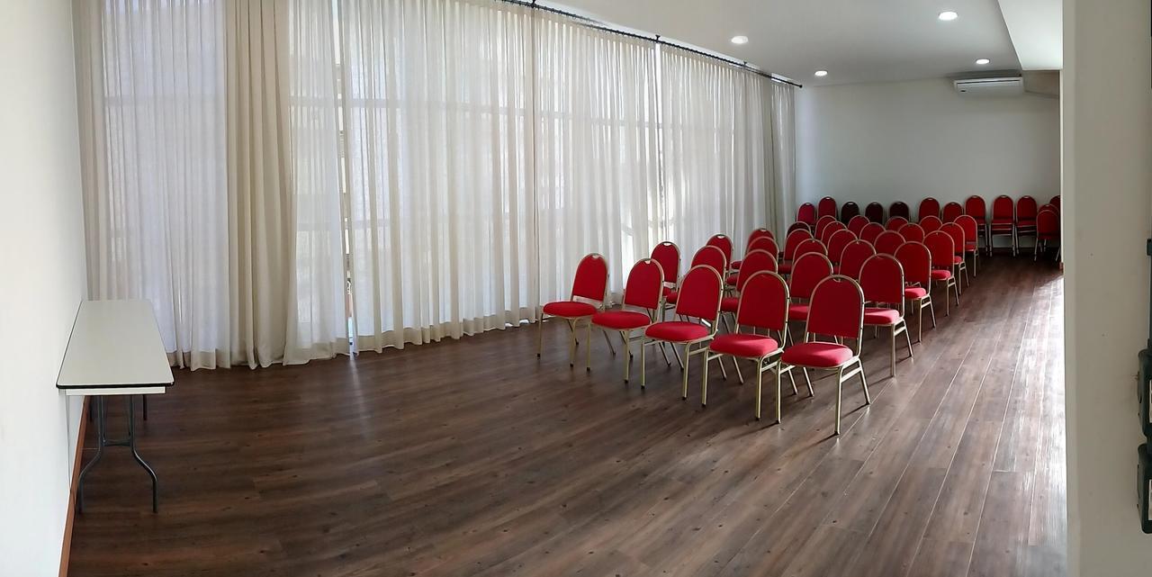 Hotel Maestro Villa Do Lago Toledo Ngoại thất bức ảnh